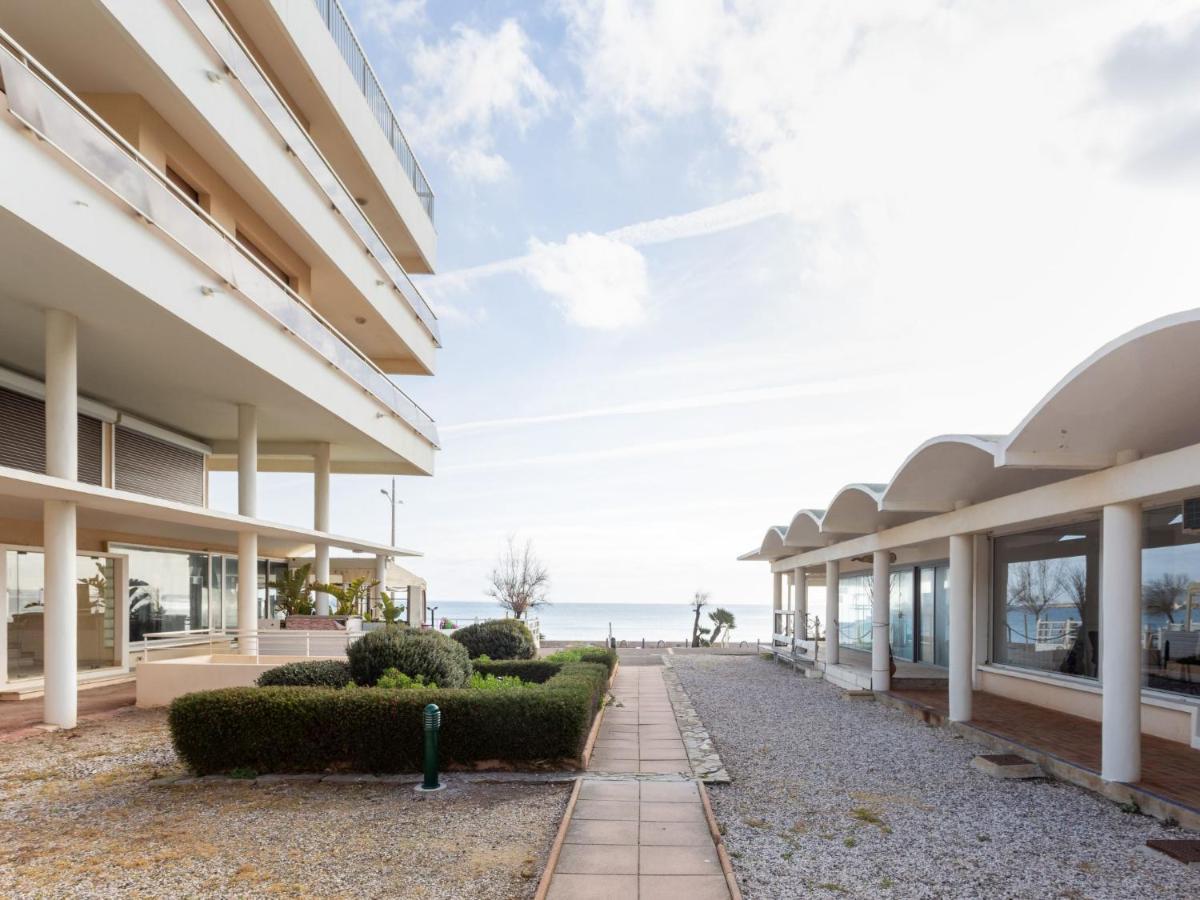 Apartment Le Grand Large-3 By Interhome Le Lavandou Exterior photo